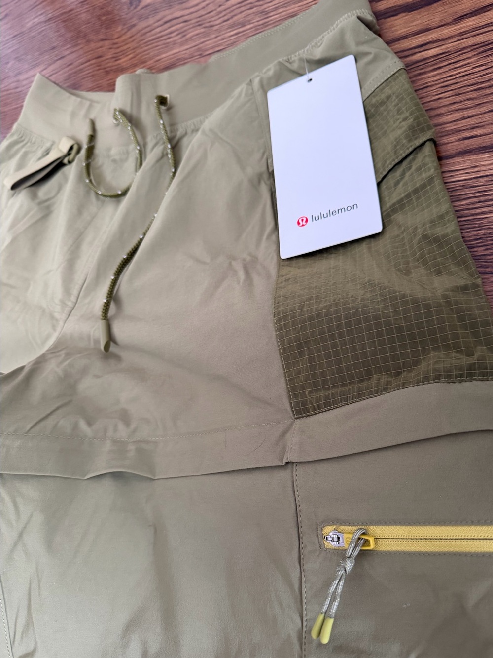 NWT Lululemon Olive Green Hiking Jogger Pants - Picture 7 of 7